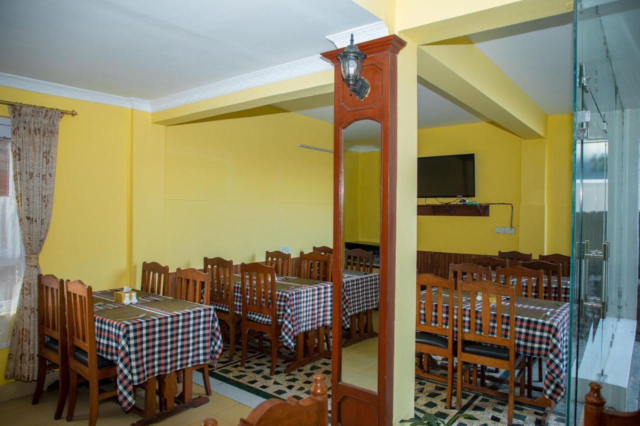 Hotel Bougainvillea Покхара Экстерьер фото